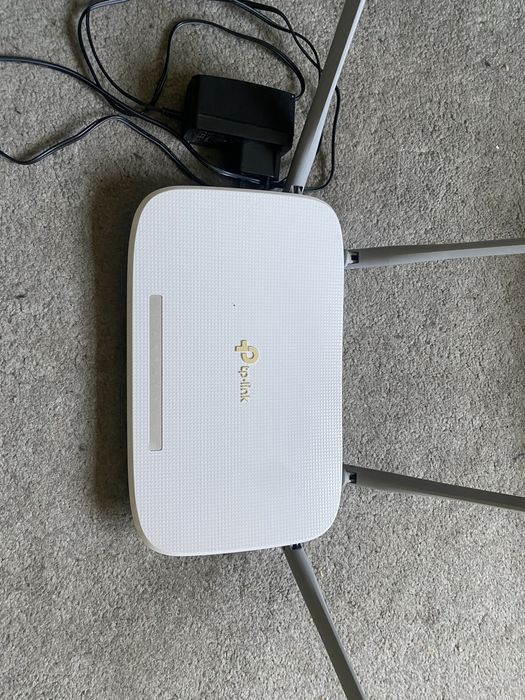 Router TP-Link EC220 G5