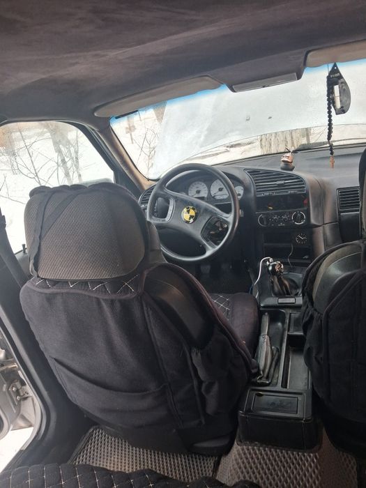 Продам авто бэха 3ка.320.нахаду