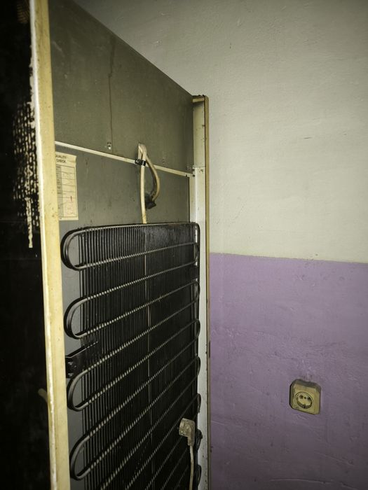 Продам хороший холодильник для напитков