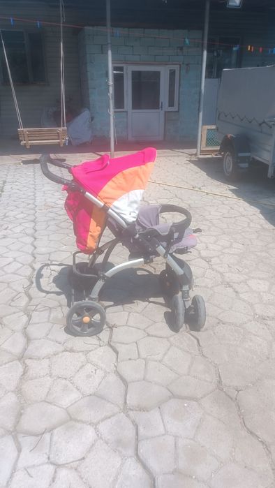 Коляска прогулочная