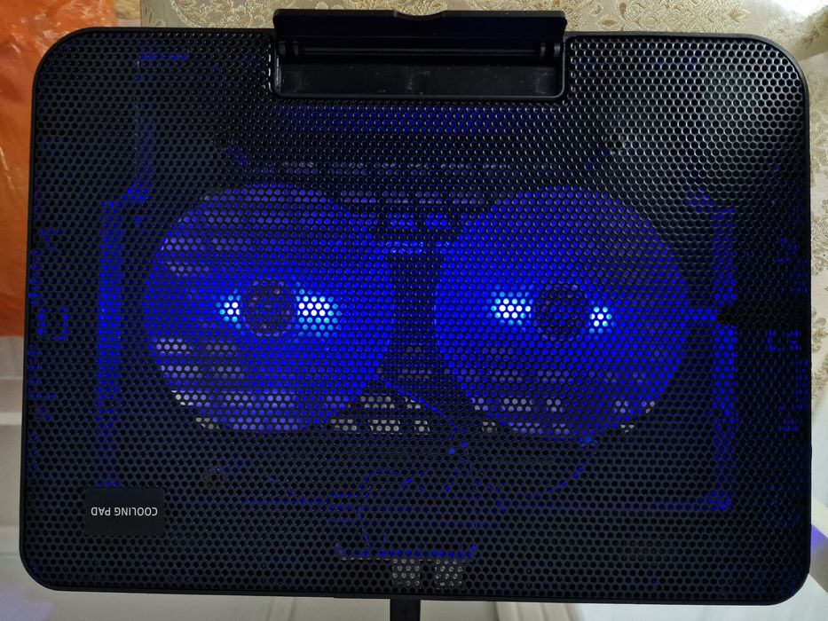 Подставка для охлаждения ноутбука/планшета