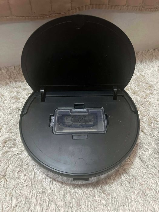 Робот прахосмукачка