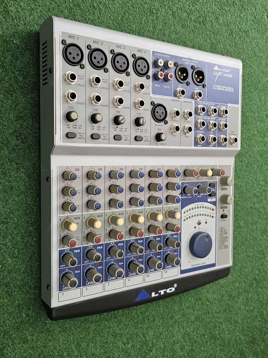 Mixer audio profesional firma ALTO model AMX-140 FX