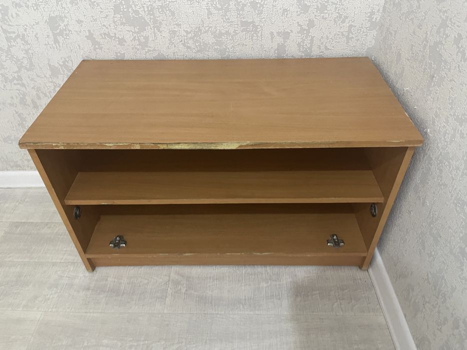 Продам маленький шкафчик для обуви