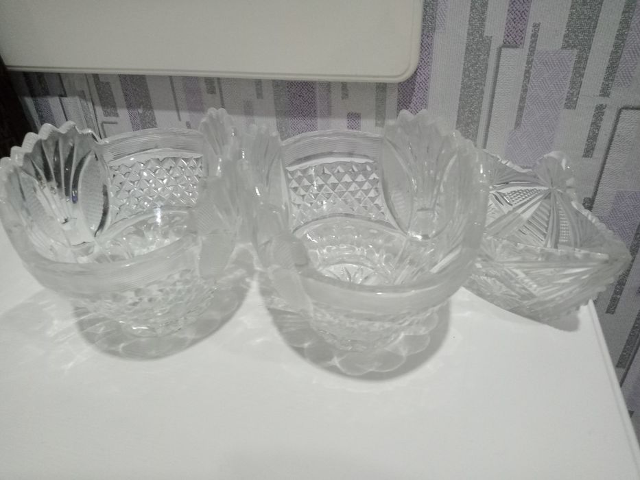 Продам вазы хрустальные