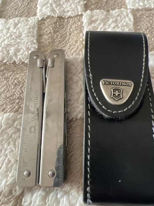 Victorinox Swiss