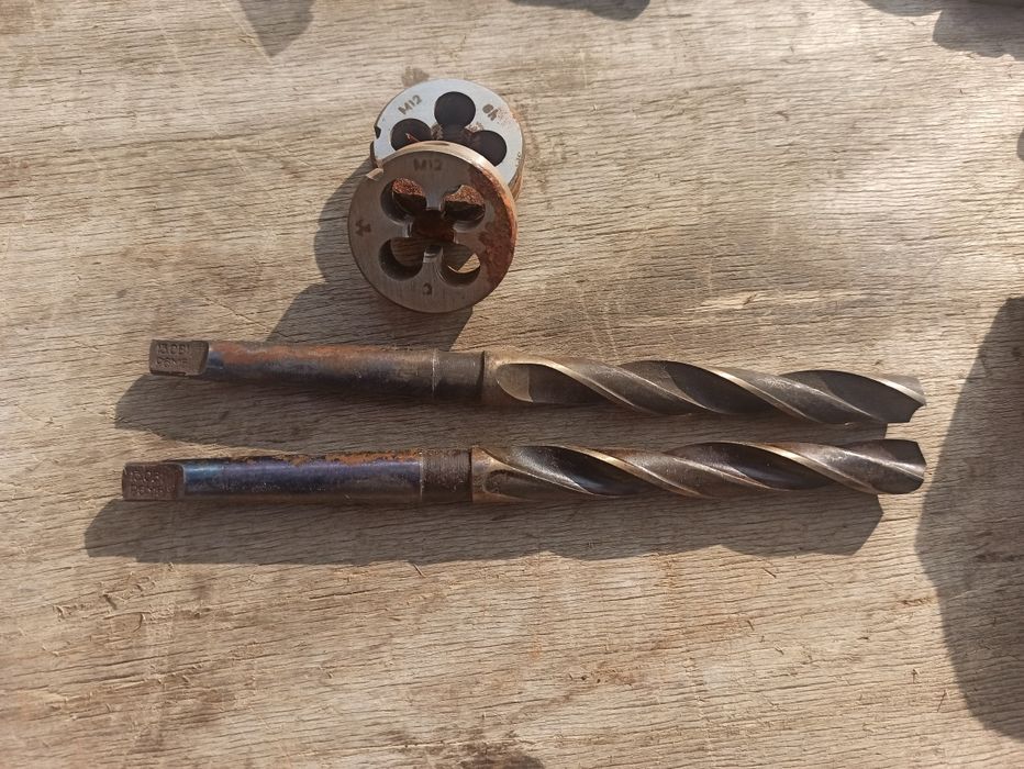 Новые советские плашки и свёрла