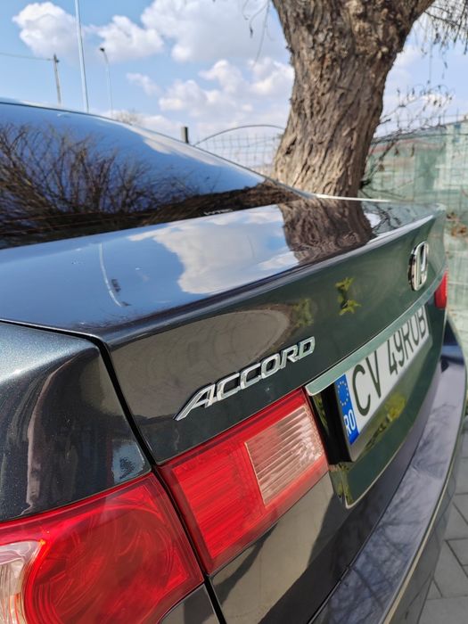 Honda Accord 2.0 V-tec