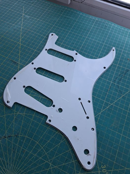 Pickguard Stratocaster,Taste chitara ( 2,4 mm)