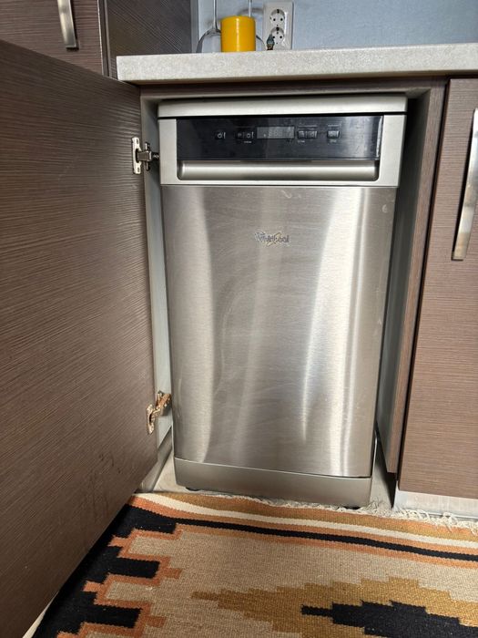 Masina de spalat vase whirpool perfect functionala