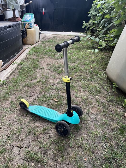 Vand 2 trotinete decathlon