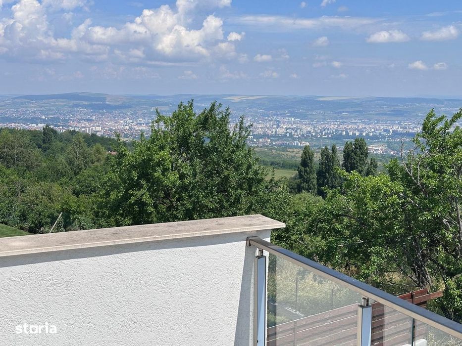 Casă nouă cu garaj și 7 camere, Feleacu