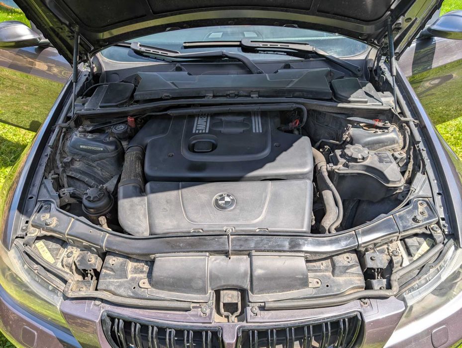 Продавам BMW E91 320D 163hp 2007г