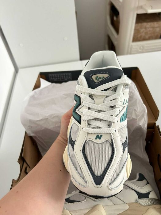 New balance 9060 EU 38 23.5 cm Alb - Gri - Verde - nepurtati la cutie