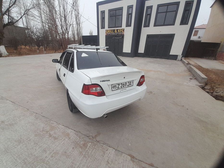 Машин сатылады нексйа 2