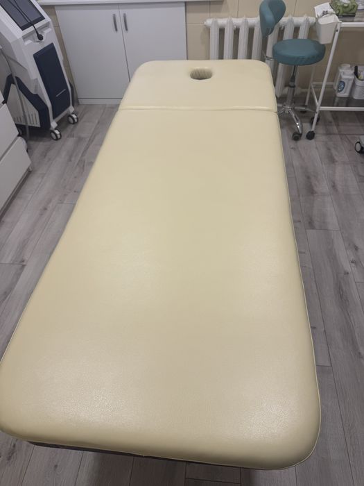 Кушетка массажная