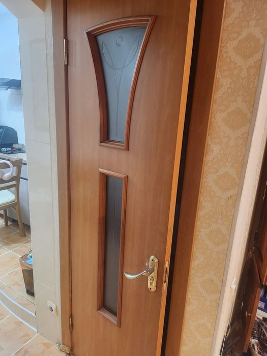 Продам межкомнатные двери