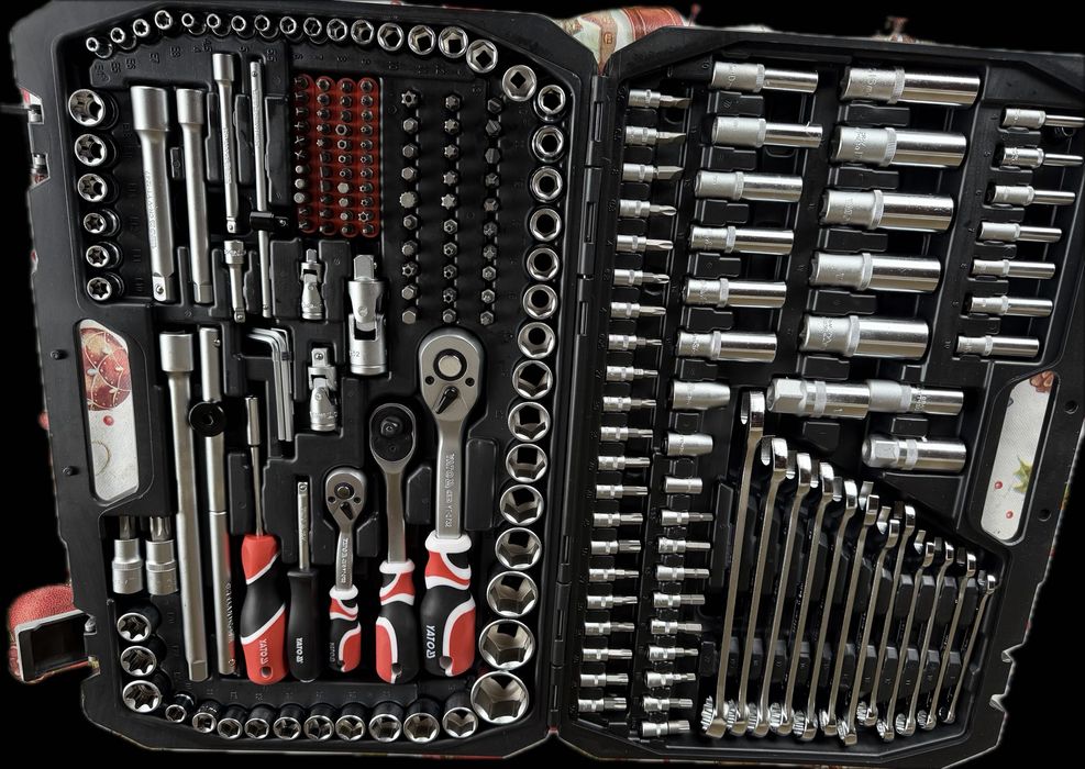 Trusă de scule 216 piese