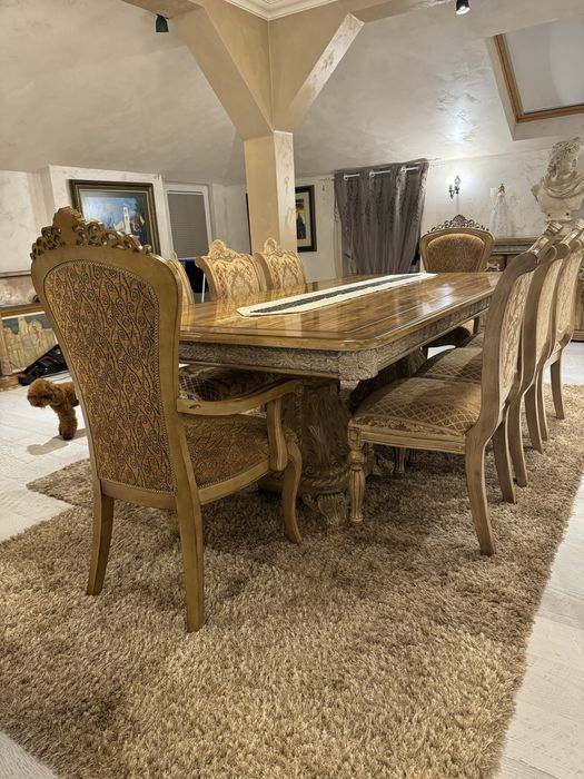 Трапезна маса с 8 стола