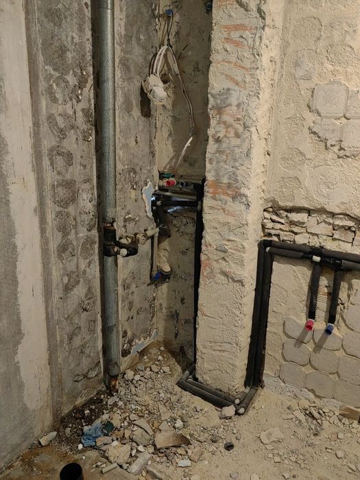 Извършвам Вик услуги