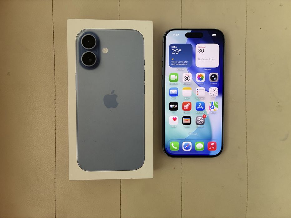 IPhone 17 256гб Перфектен  с гаранция