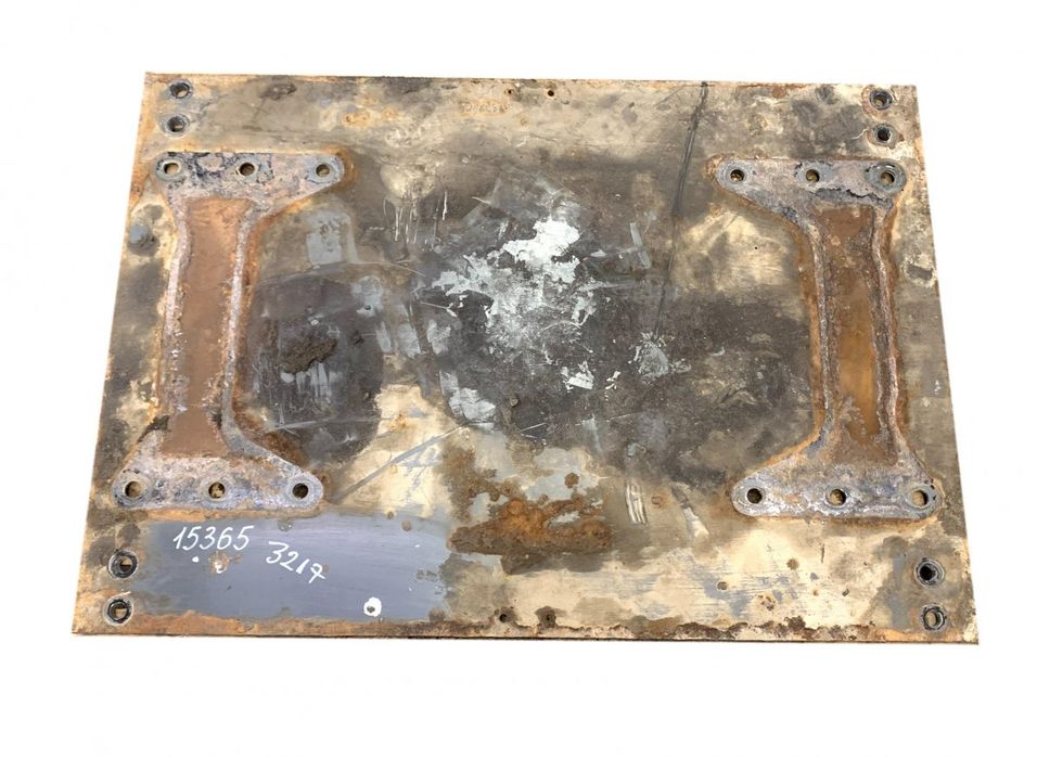1377195 Placa de montare a cincea roată DAF XF95, XF105 (2001-2014) DAF