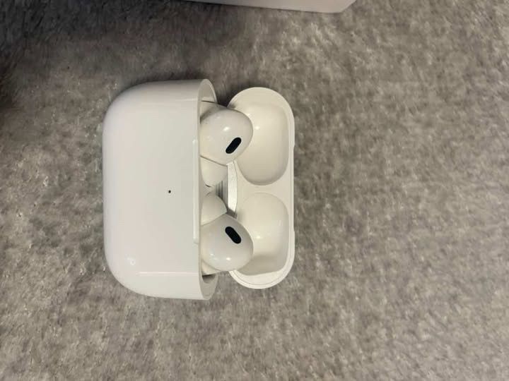AirPods pro 2 noi nouțe