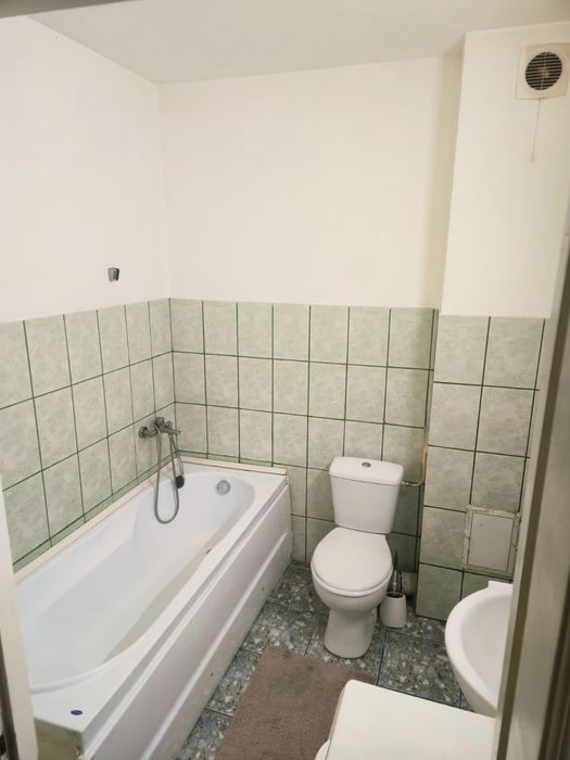 Pers.fiz. vand ap. De 38 mp, pe str. Ioan Rus ( Floresti )- 69.500 euro