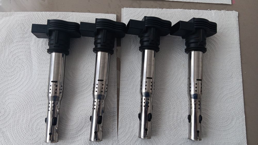 Vând set complet de 4 bobine de inducție originale