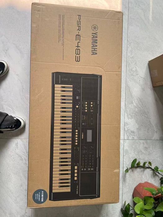 Синтезатор Yamaha PSR-E483