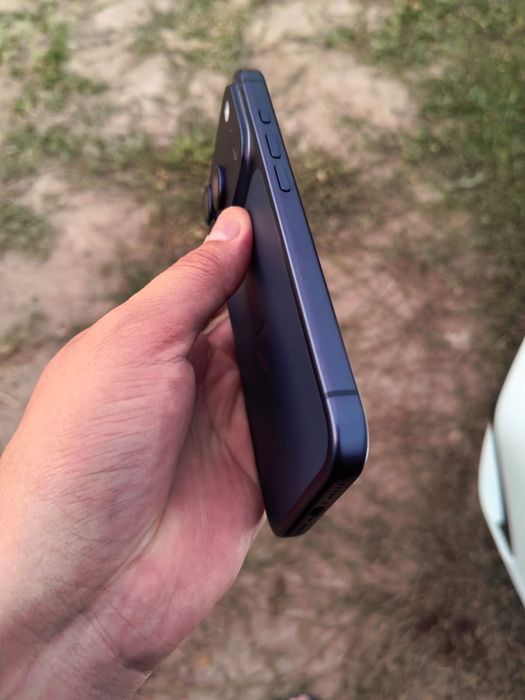 iPhone 17 pro 256gb blue