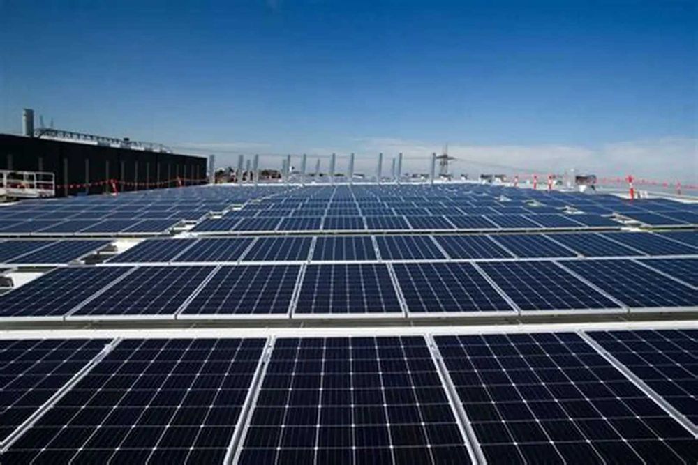 QUYOSH PANELI o'rnatish xizmati.