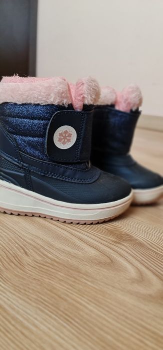 Бебешки обувки, ботушки и маратонки