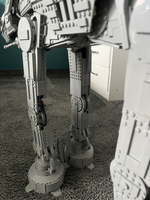 Ucs at-at walker lego original