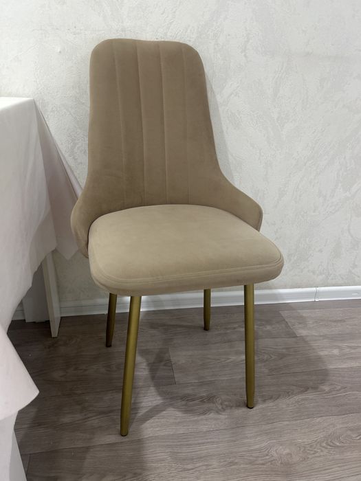 Продам стулья 4 шт