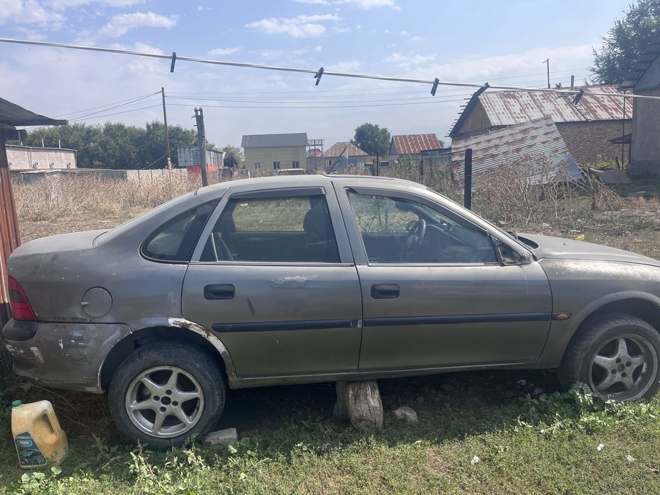 Опель на разбор 1996 года