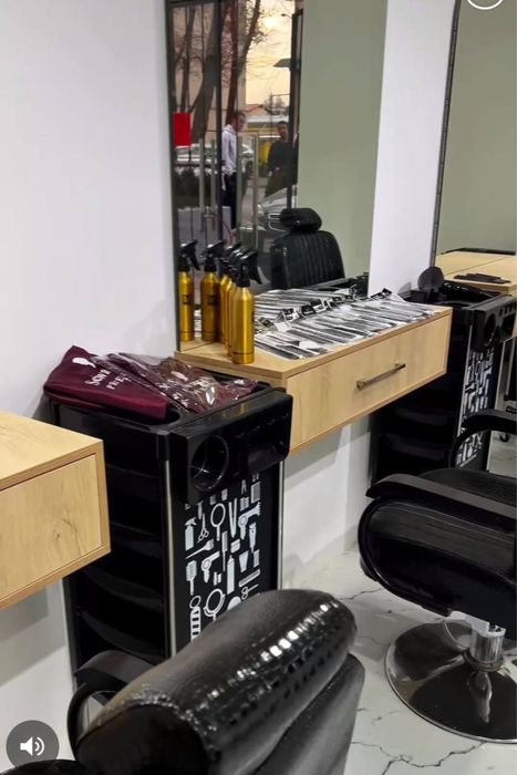 Сдается полностью оборудованный салон красоты!