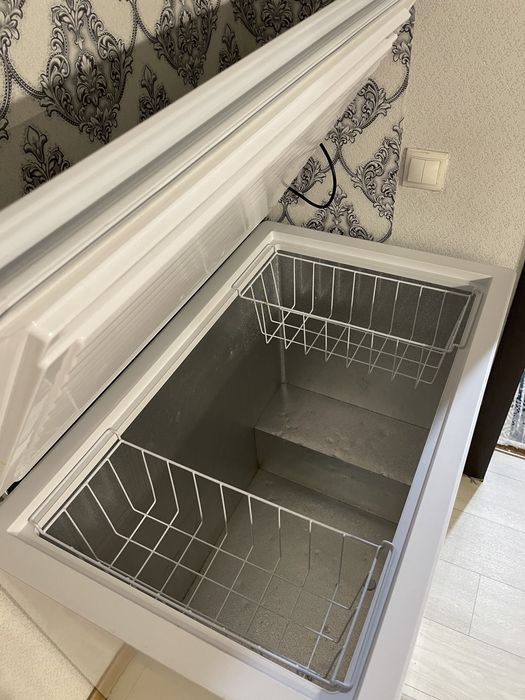 Продам новый морозильник