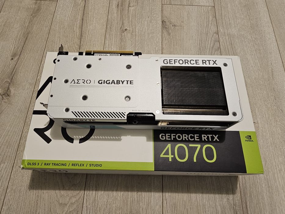 Rtx 4070 Aero OC Gigabyte 12Gb