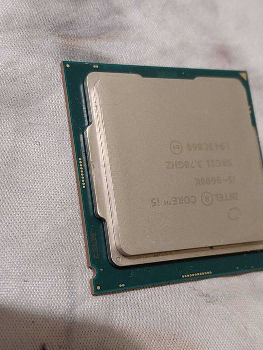 Intel Core i5 9600K / i5 9600KF, 6-ядрен, LGA 1151