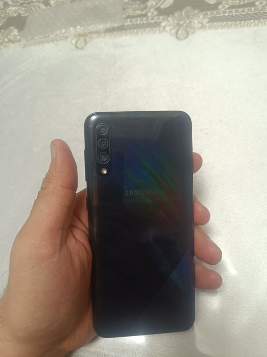 Samsung Galaxy A30S 4/64GB Black Gray Igravoy Holati Yaxshi Zor ideal