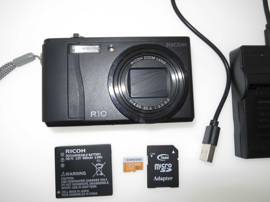 Ricoh R10 компактен цифров фотоапарат, дигитална камера с голям зум