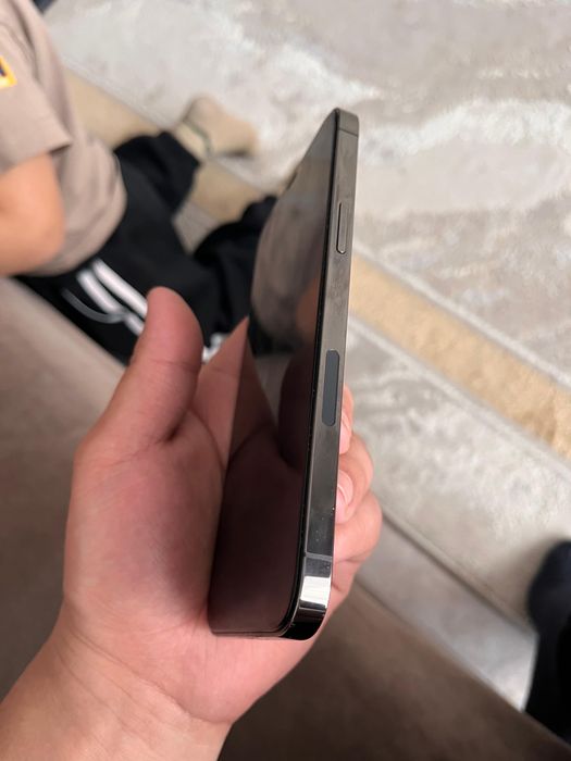 Продам Iphone 12 pro max