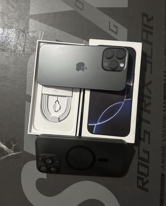 iPhone 16 PRO MAX de 256 GB