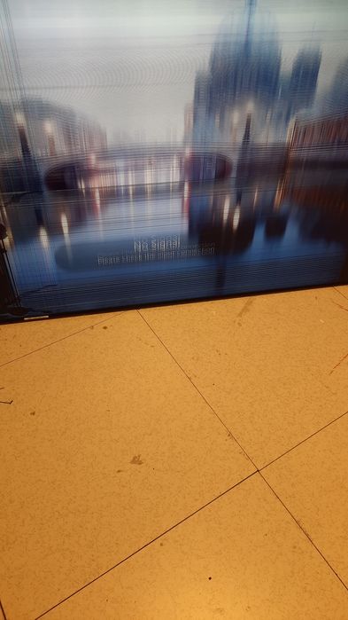 Tv LG diagonală 166"