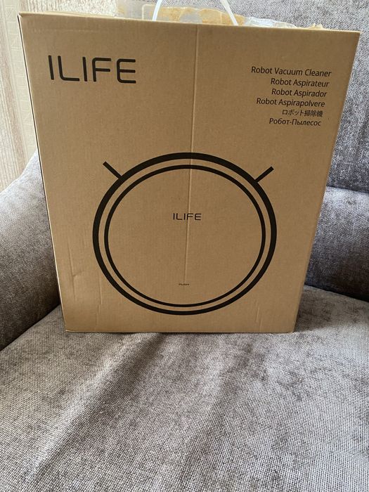 Продам робот пылесос