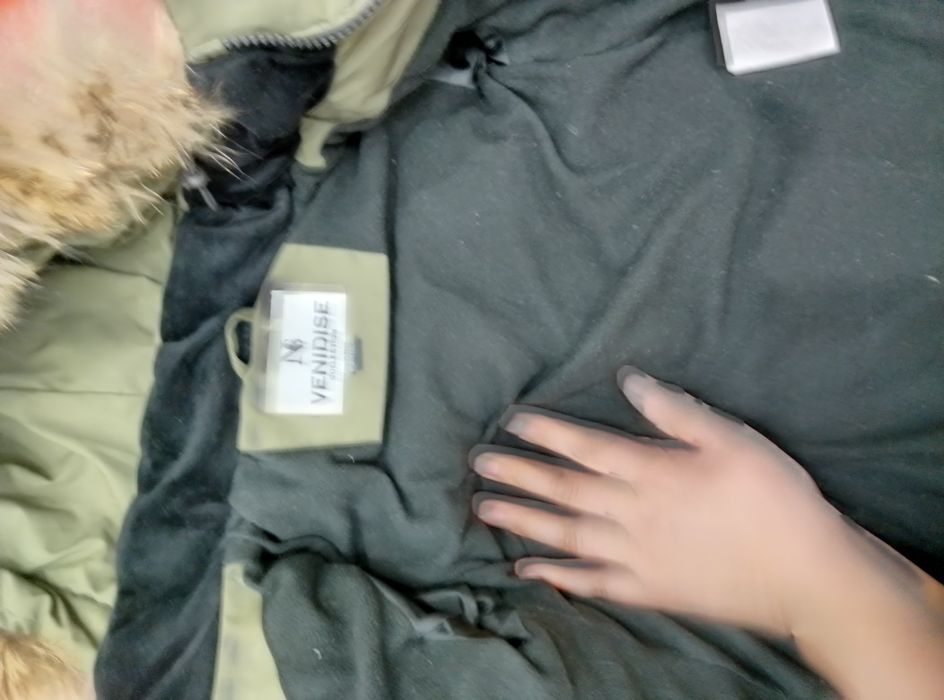 Зимняя куртка на мальчика