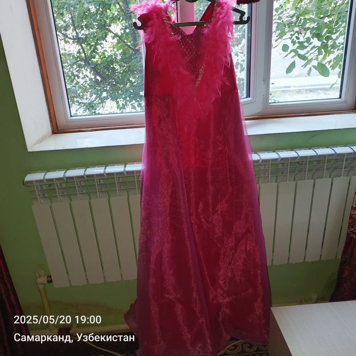 Вечерние платья сотилади