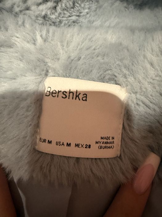 Пухкаво яке Bershka