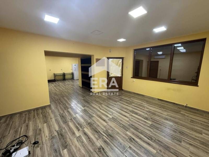 Самостоятелна къща в с. Сандрово, обл. Русе